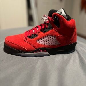 Jordan 5’s size 9
